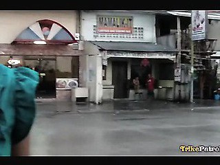 Filipina with lovely marangos gets picked up and fucked by sex-tourists